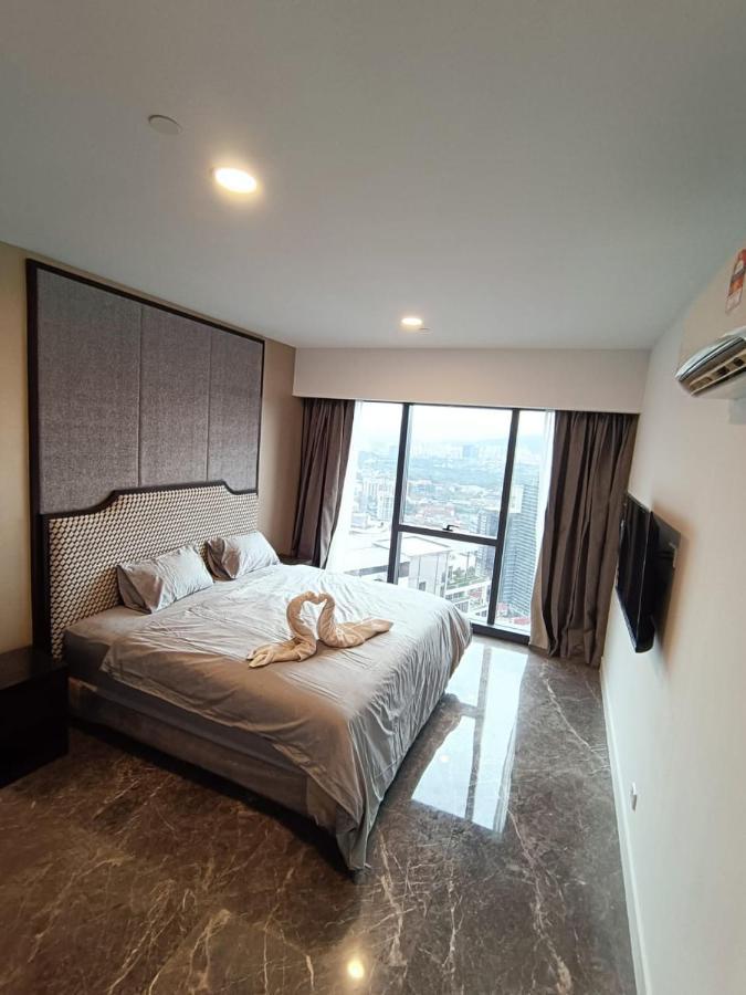 Platinum Suite 2 New Kl Cbd New Luxury Condo With Best Infinity View To Klcc Twin Towers Pool Kuala Lumpur Exterior photo